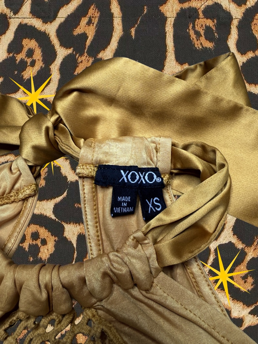 XOXO | Y2k Yellow Gold Halter Ruched Blouse | Women’s Size XS - Picture 4 of 4